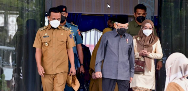 Wapres Tiba di Sulsel, Disambut Plt Gubernur Andi Sudirman Sulaiman