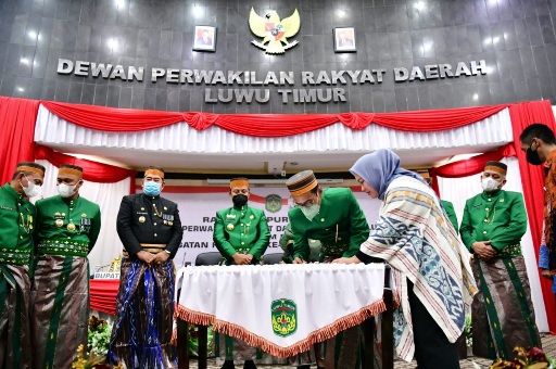 PT Vale Serahkan Bandara Surowako ke Pemprov Sulsel