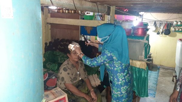 Dinas Kelautan Sulsel Salurkan Bantuan untuk Korban Angin Puting Beliung di Bone