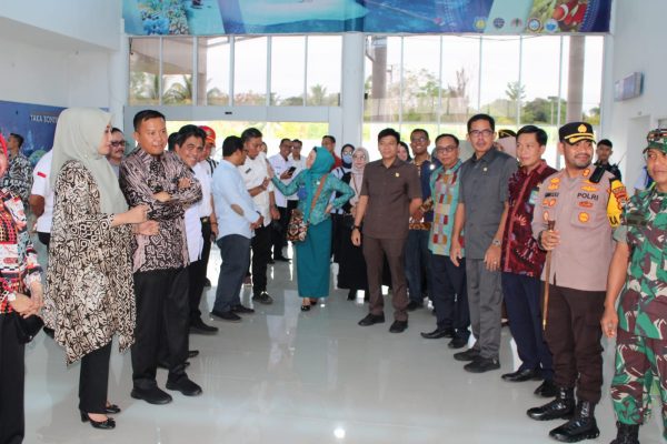 Ketua DPRD Selayar Dampingi Gubernur Sulsel