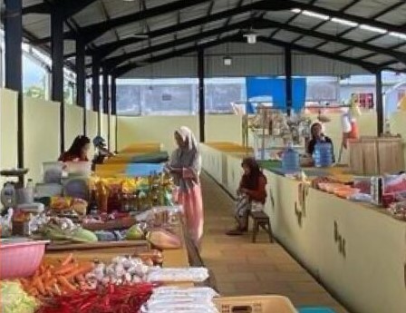 Pemkot Parepare Tertibkan PKL di Pasar Wekke'e