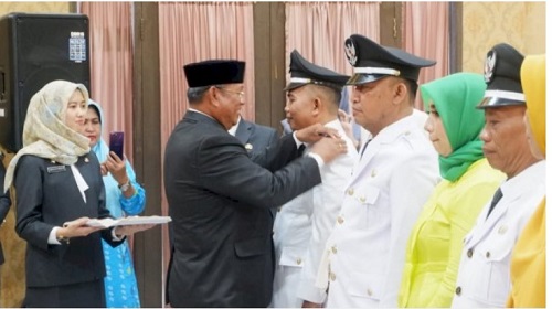 Wabup Lutfi Halide Lantik 4 Lurah di Soppeng