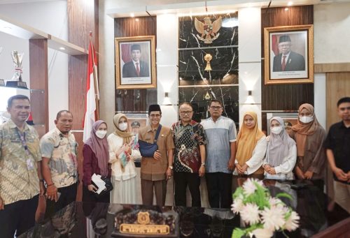 Wabup Selayar Didampingi Kadis Kesehatan Terima 4 Utusan Nakes dari Kementerian RI