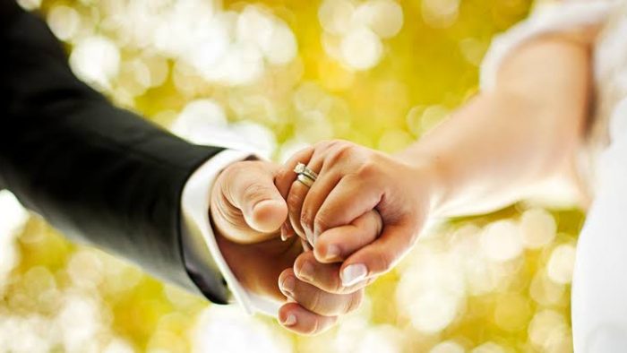 Istri Bojes Majene yang Sempat Viral Kelelahan