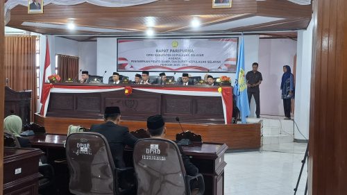 Rapat paripurna dprd selayar