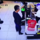 Insiden Memalukan di Toko Satusama