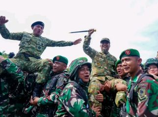 ASN dan Kepala Desa se-Sulsel Diseragamkan di Markas TNI