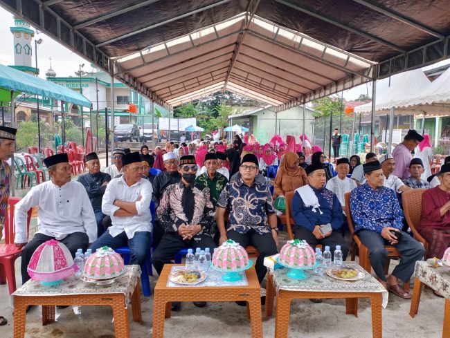 Lapangan Voli RW 05 Manggala Diresmikan, Ketua DPRD Makassar Singgung Bantuan Masjid Rp50 Juta