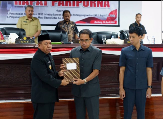 DPRD Selayar Serahkan Rekomendasi LKPJ 2025 ke Pemda, Jadi Pijakan Koreksi Kinerja
