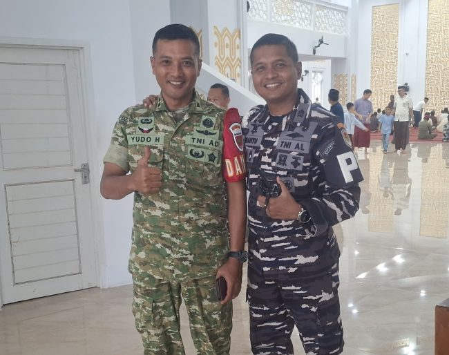 Takdir Mempertemukan Dua Arek Suroboyo di Masjid Rahmatan Lil Alamin Selayar