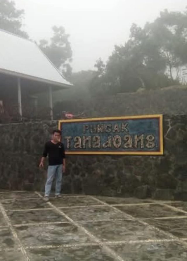 Puncak Tanadoang