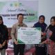 PT Pegadaian Kanwil VI Sulselbar Maluku menyalurkan bantuan material bangunan senilai Rp100 juta untuk renovasi gedung dan pagar SD Aisyiyah Pangkep, Sulsel. (Humas Pegadaian)