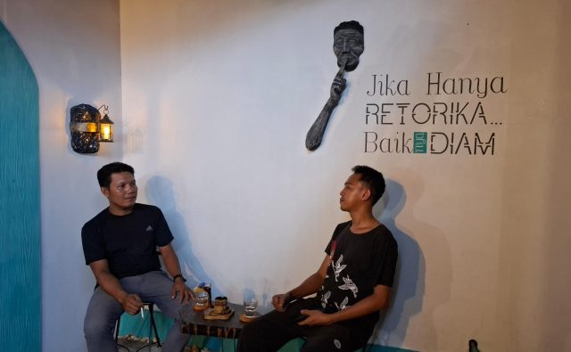 Harmoni dalam Ketidakberaturan: Menelisik Filosofi Sosial di Balik Huruf Puncak Tanadoang