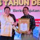 Dekranas Anugerahi Andi Sudirman Penghargaan untuk Pengembangan Kriya Sulsel