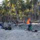 Pantai Sangkulu-Kulu Diserbu Mahasiswa KKN Mega Rezky Makassar